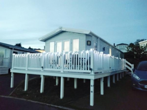 A spacious and beautifully presented 2 bedroom holiday home